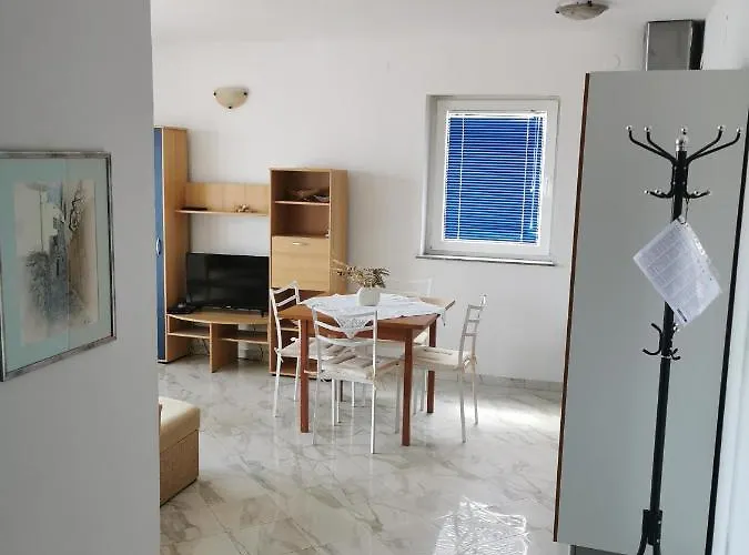 Jelancic Апартаменты Паг